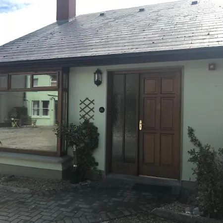 Crescent Close 3* Galway